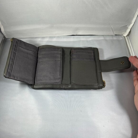 Fossil Gray Leather Wallet With Gold Accents & Multiple Card Slots - Picture 3 of 8